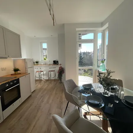 Leo Old Town Appartement *