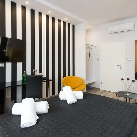 Appartement Leo Old Town *