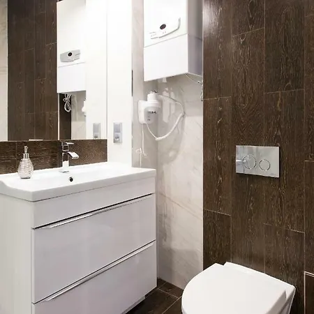 Leo Old Town Apartment *